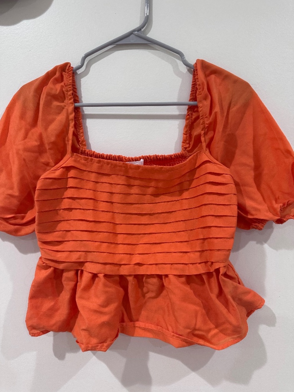 orange blouse